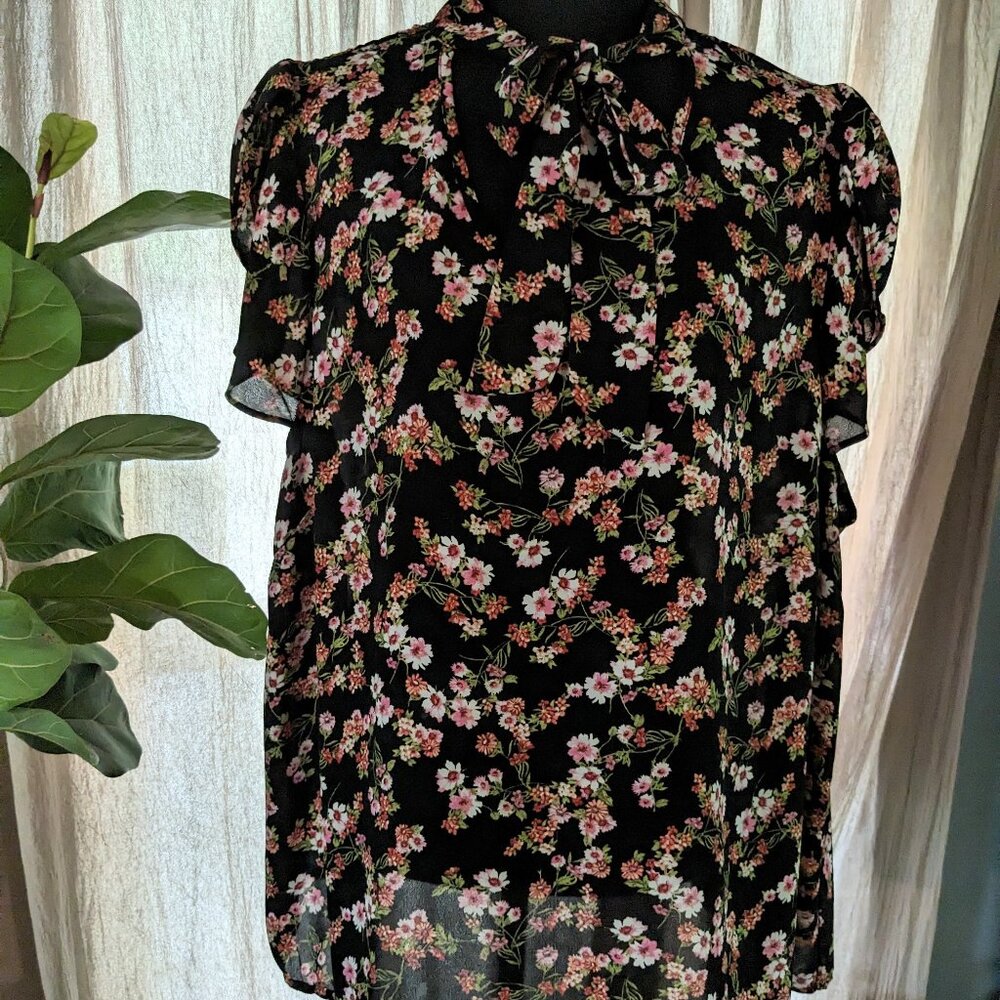 Papermoon tie neckline top, size 1x